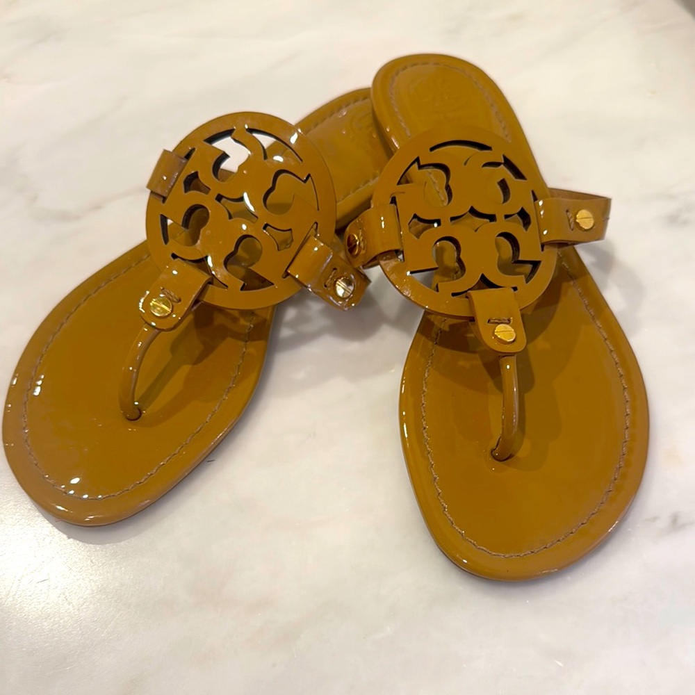 Tory Burch classic flips.